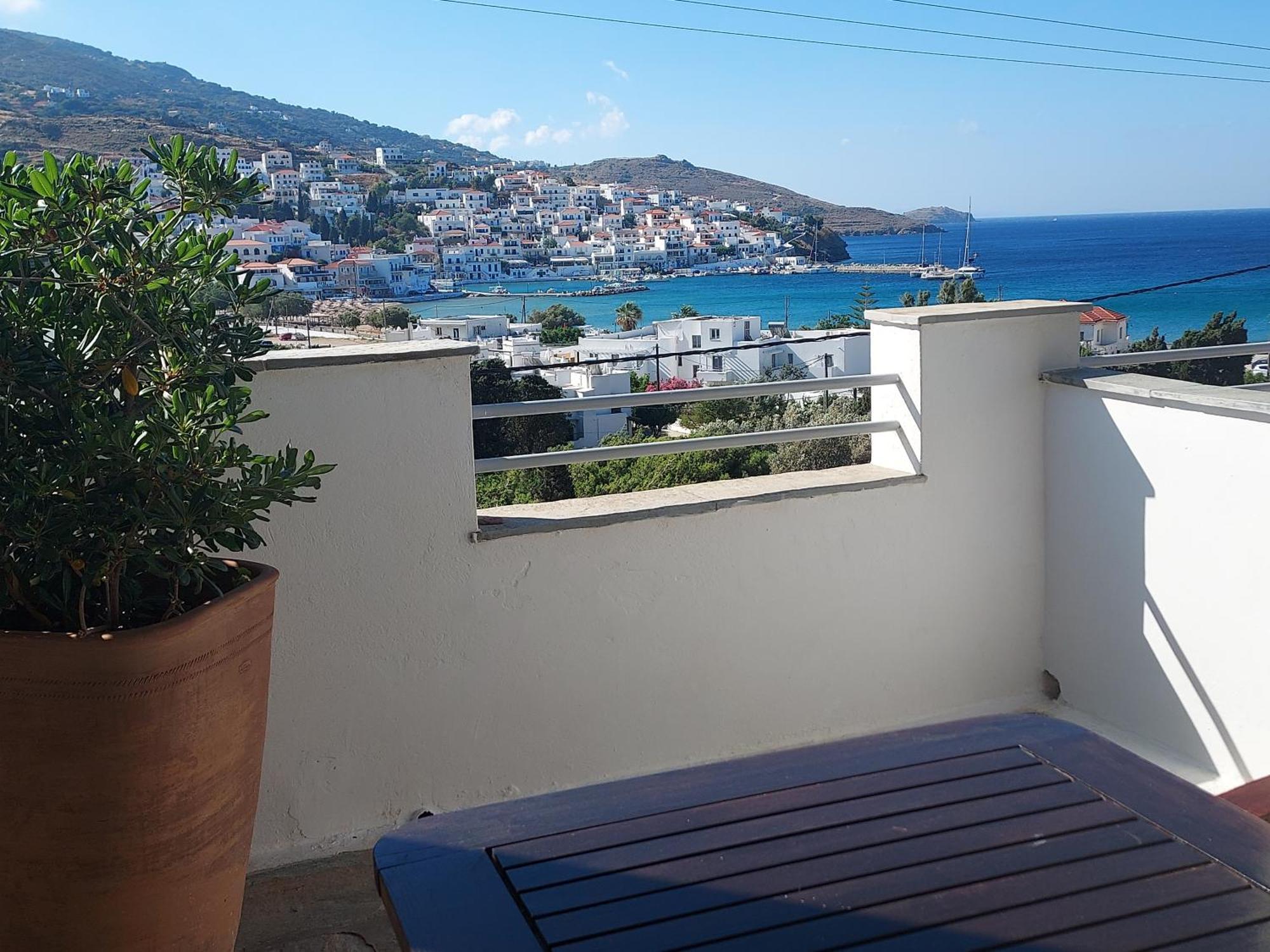 Villa Arni Andros - Βίλα Αρνη Batsíon Cameră foto