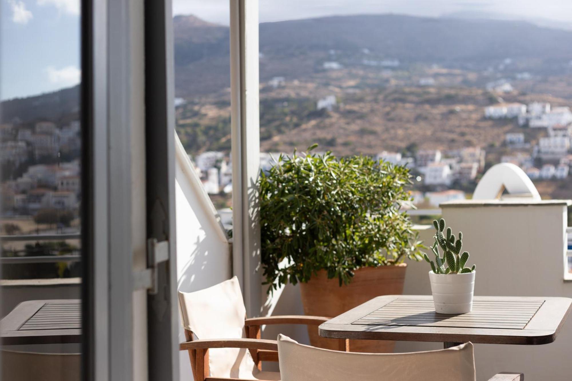 Villa Arni Andros - Βίλα Αρνη Batsíon Cameră foto